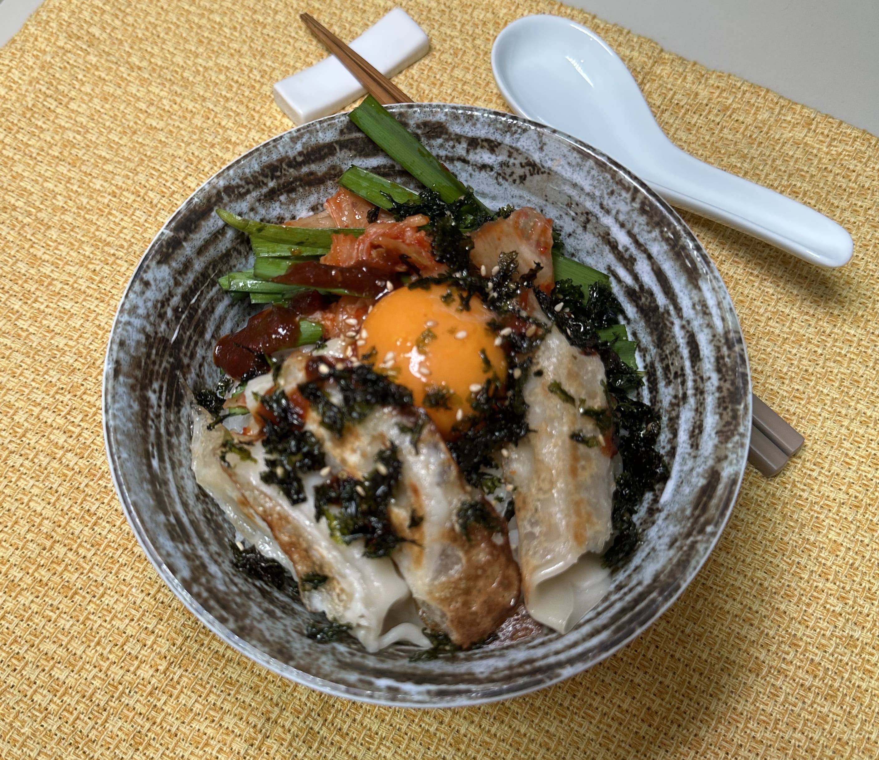 簡単‼まんぷくスタミナビビン丼