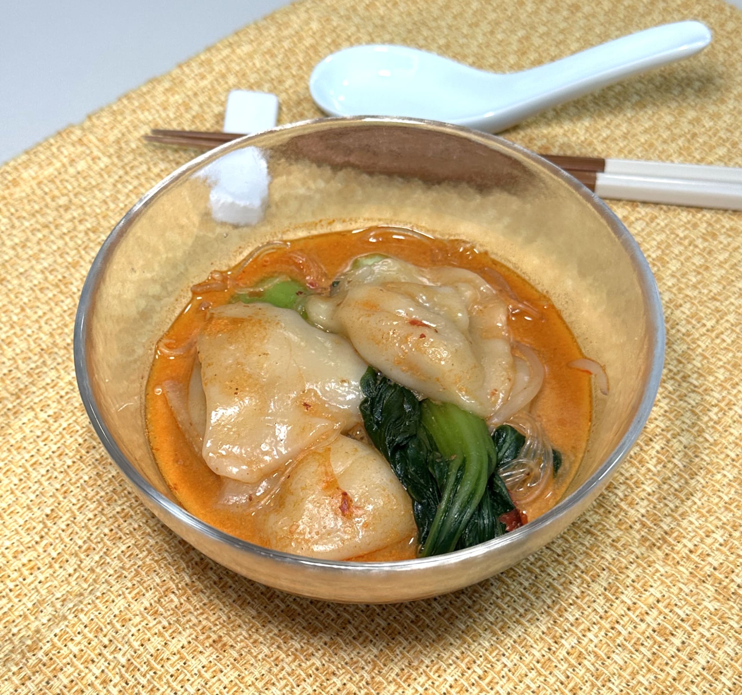 ぷるもち水餃子の麻辣湯